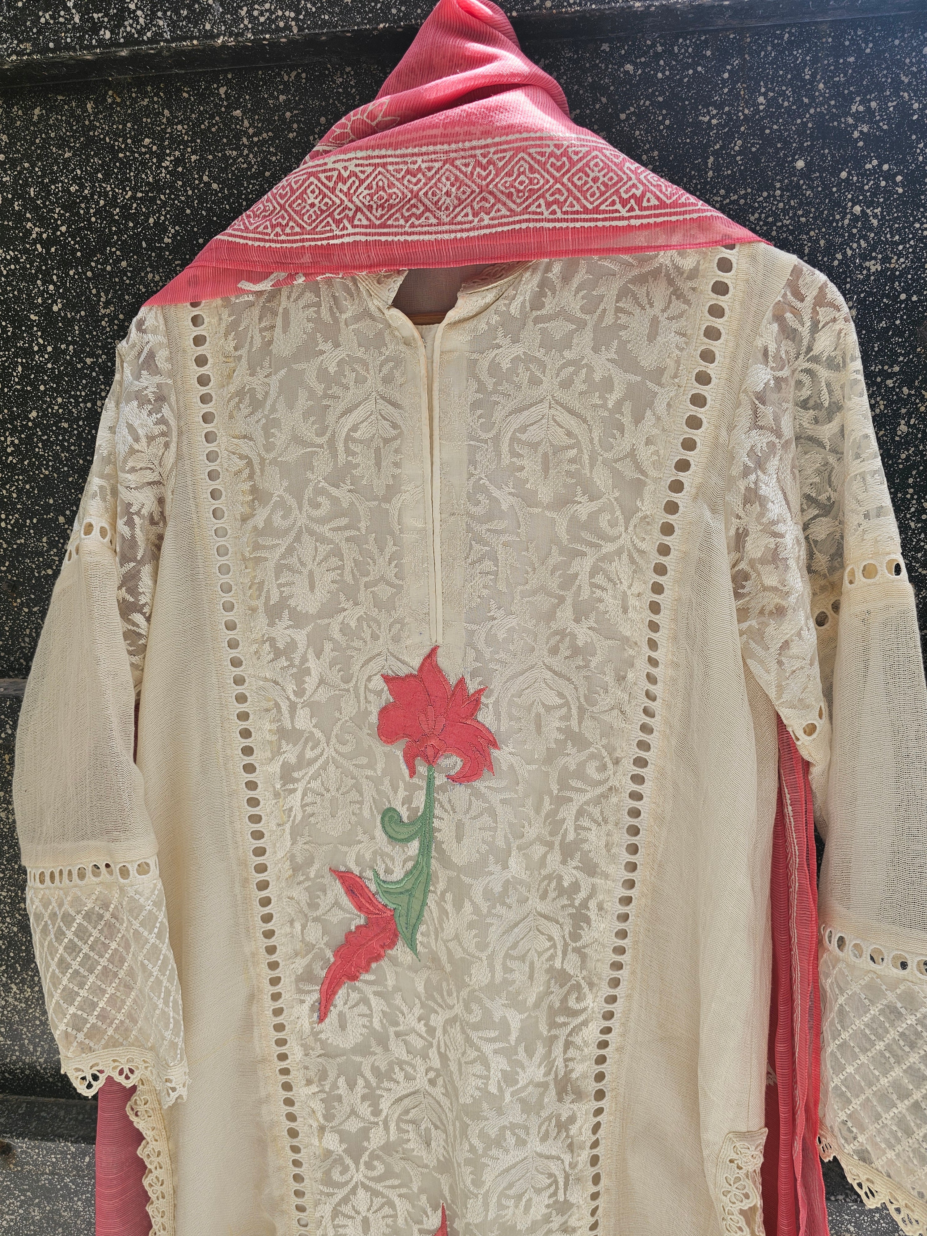 Coral Bloom Ivory
