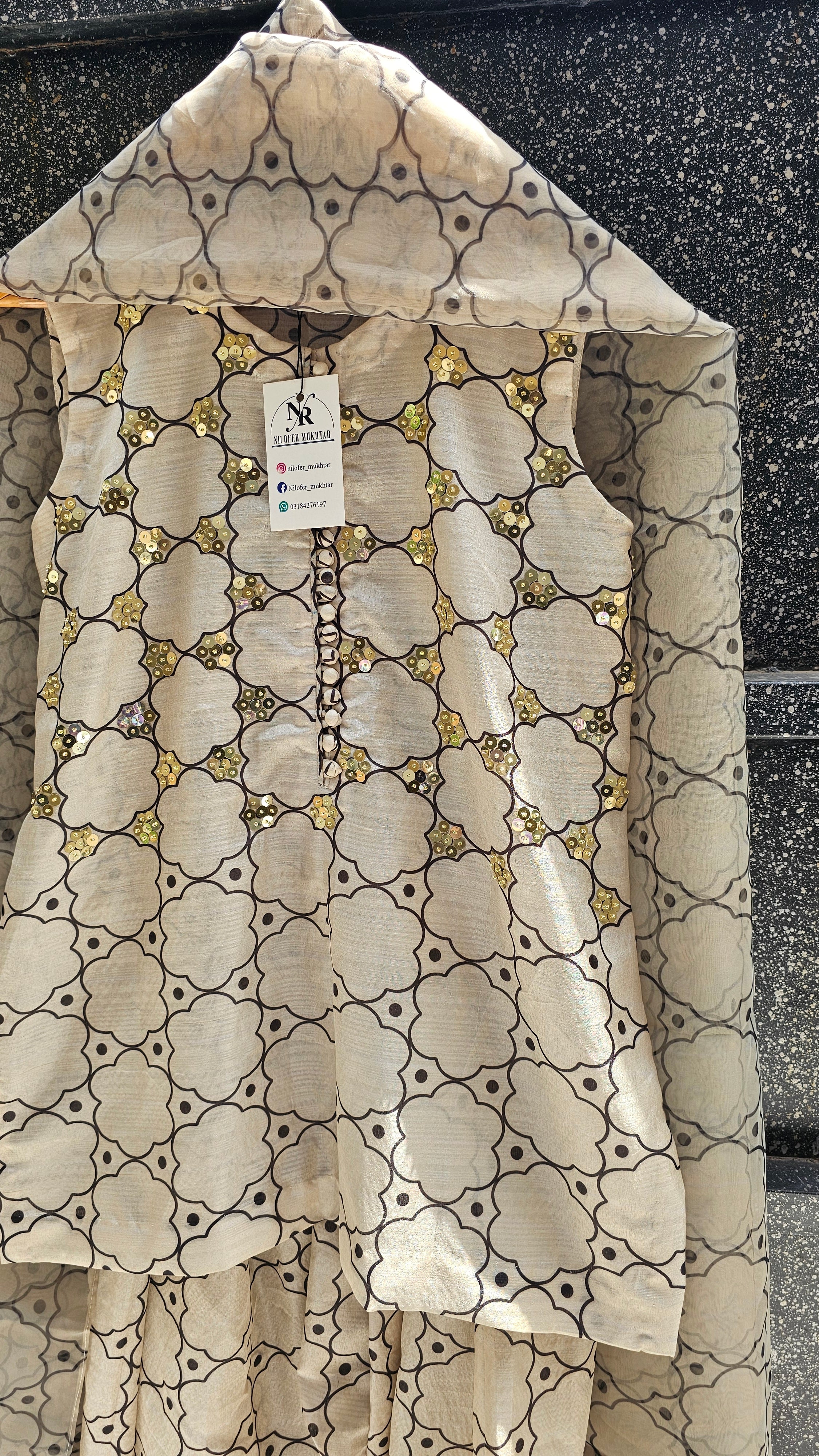 Golden Charm Sleeveless Kurta Set