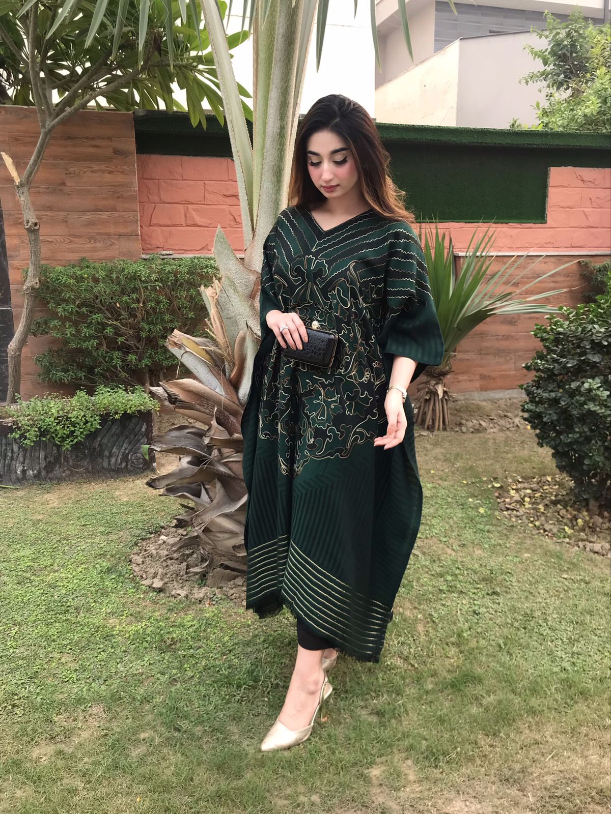 Winter Heritage – Embroidered Pashmina Kurta