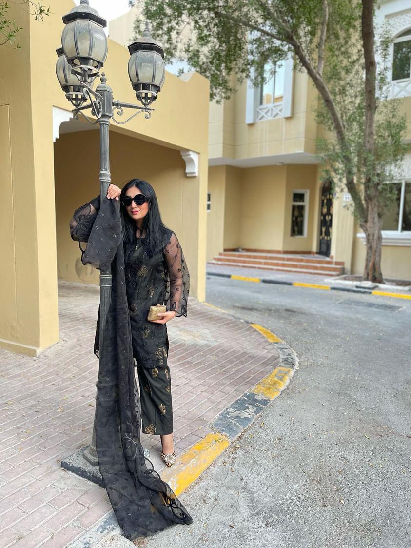 Midnight Charm – Black Embroidered 3-Piece Suit