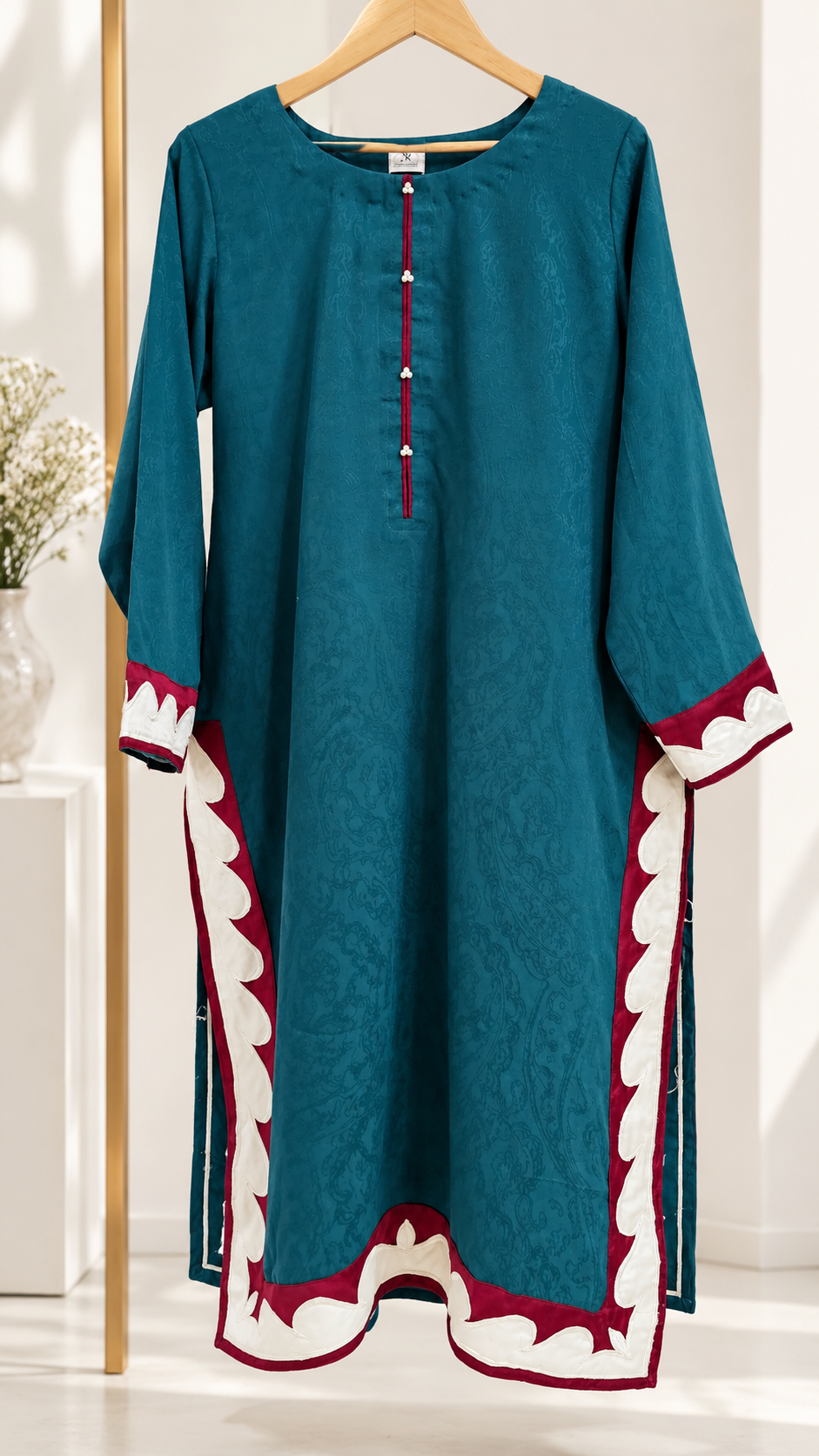 Teal Elegance – Jacquard Kurta with Maroon Shawl