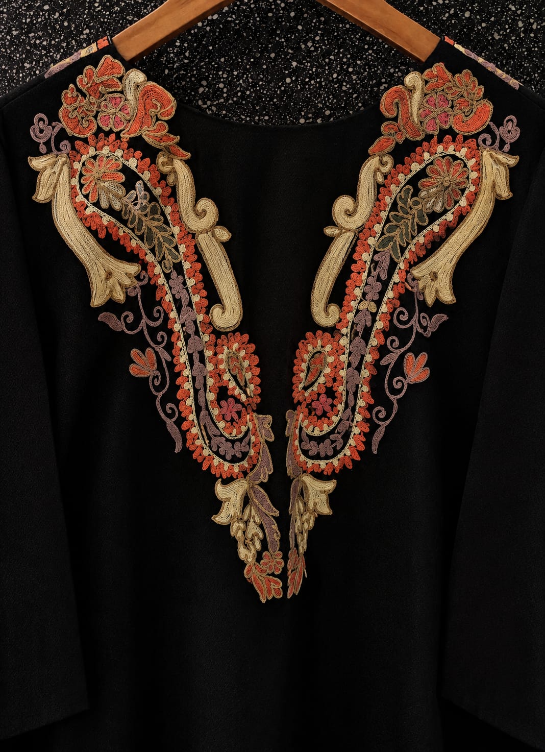 Black Pashmina Grace 🧡