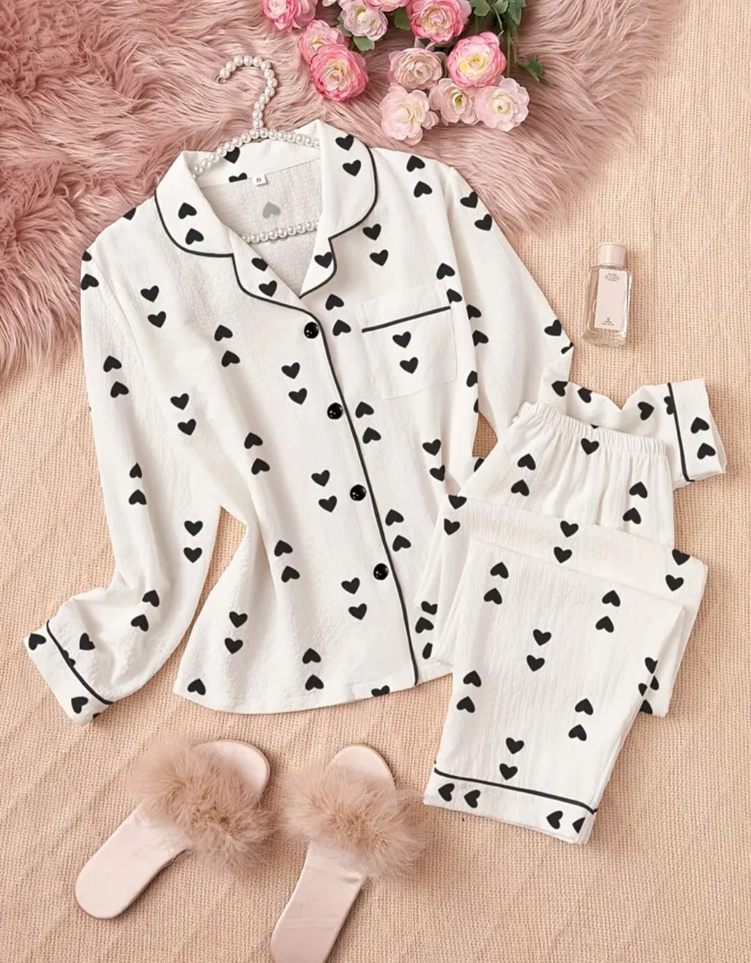 Women Sleepwear, Black Heart/White