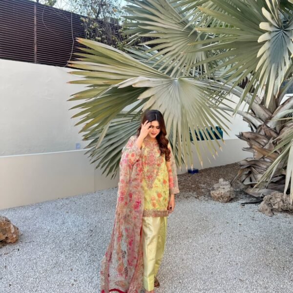 3 Peace Dress (Yellow)