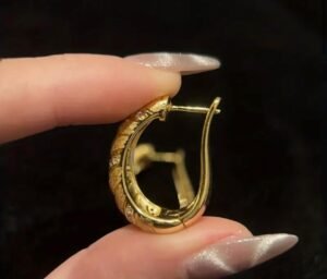 1 Pair Elegant French Vintage Wheat Sheaf Design 18K Golden Plated Synthetic Zirconia Stud Earrings for Women
