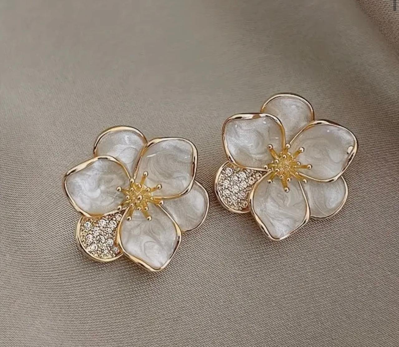 Elegant Floral Stud Earrings for Women