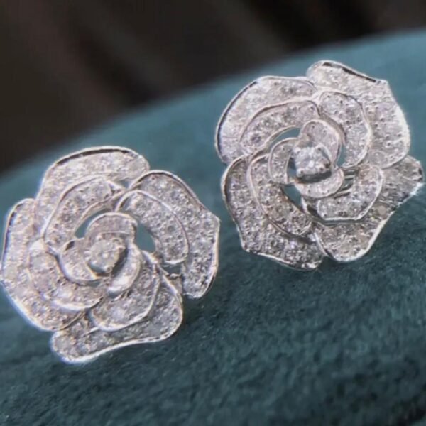 5 WORKING DAYS Elegant rose flower stud earrings