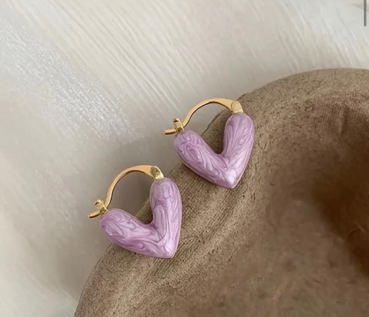 5 BUSINESS DAYS Peach Heart Earrings