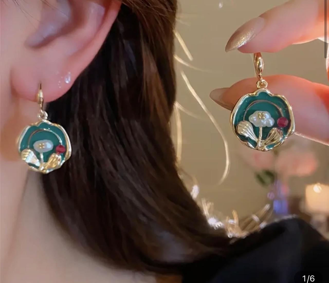 Second image of 5 WORKING DAYS Elegant, vintage-inspired faux pearl earrings for women