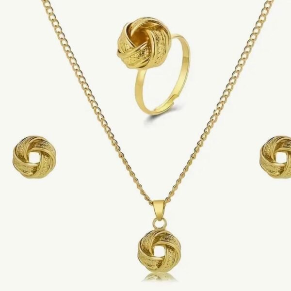 5 BUSINESS DAYS A Minimalist Jewelry Set