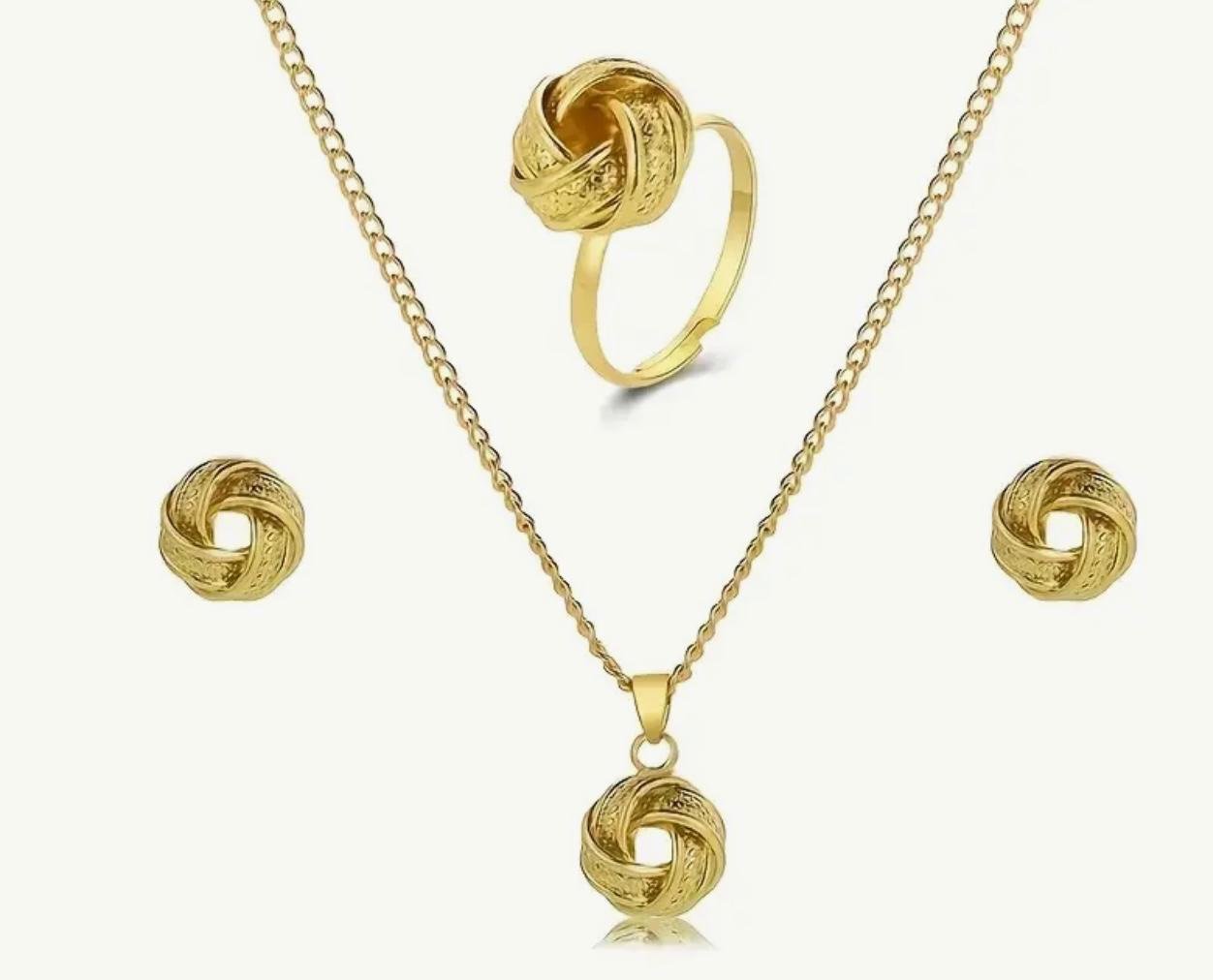 5 BUSINESS DAYS A Minimalist Jewelry Set